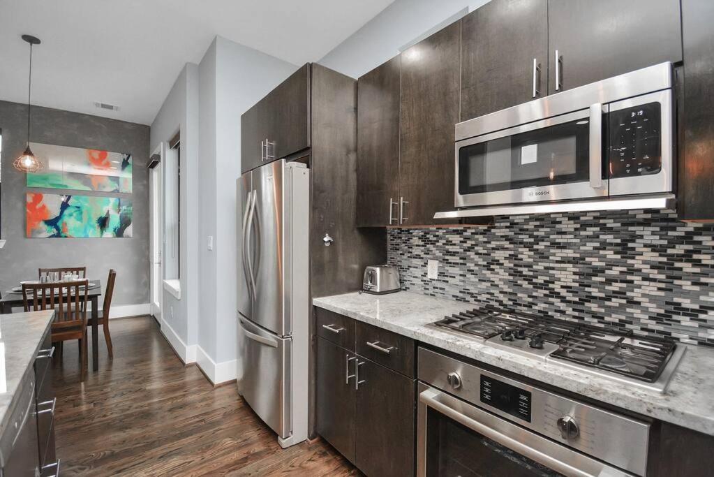Skyline Views - Sleeps 10 Home Near Downtown ฮูสตัน ภายนอก รูปภาพ