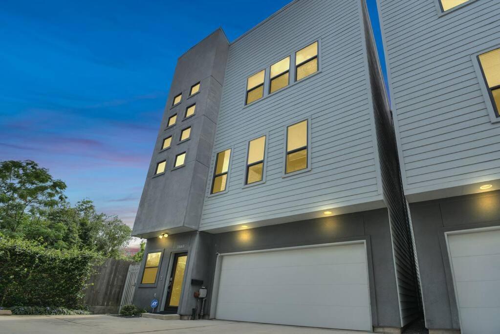 Skyline Views - Sleeps 10 Home Near Downtown ฮูสตัน ภายนอก รูปภาพ